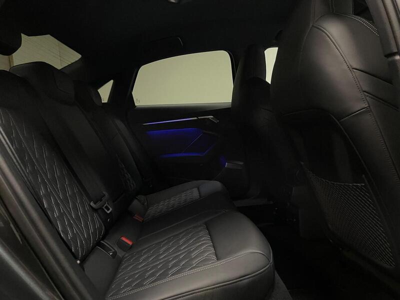 Audi S3 TFSI Black Edition - U400058919