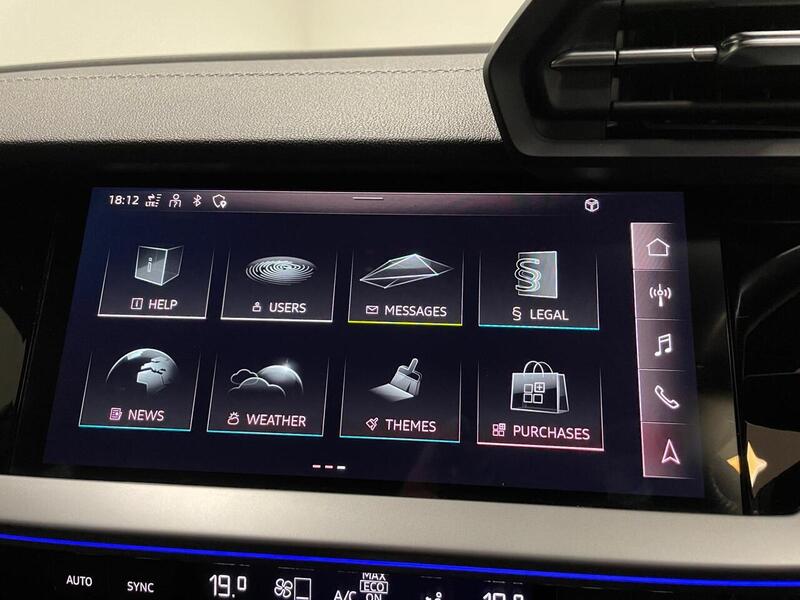 Audi S3 TFSI Black Edition - U400058919