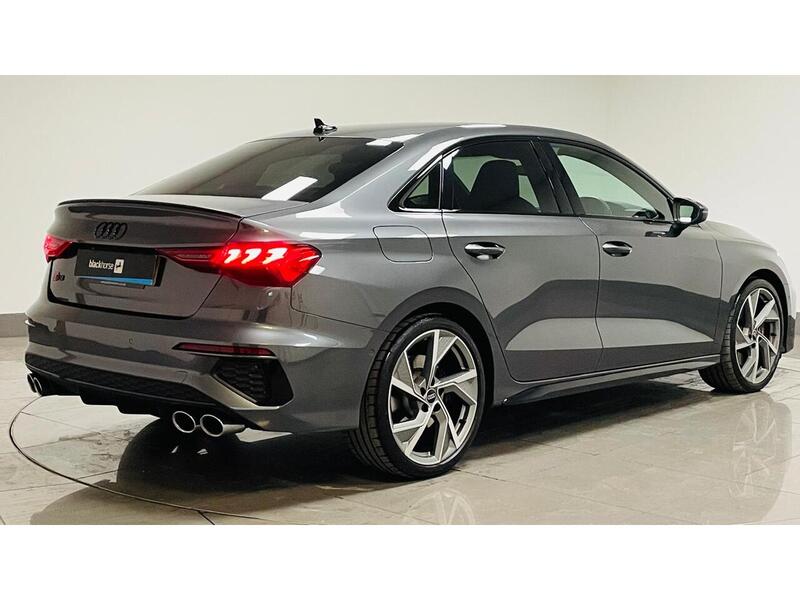 Audi S3 TFSI Black Edition - U400058919