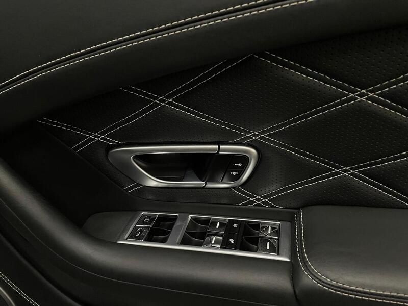 Bentley Continental V8 GTC S - U400058960