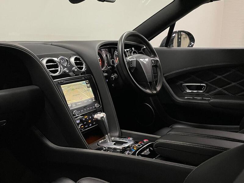 Bentley Continental V8 GTC S - U400058960