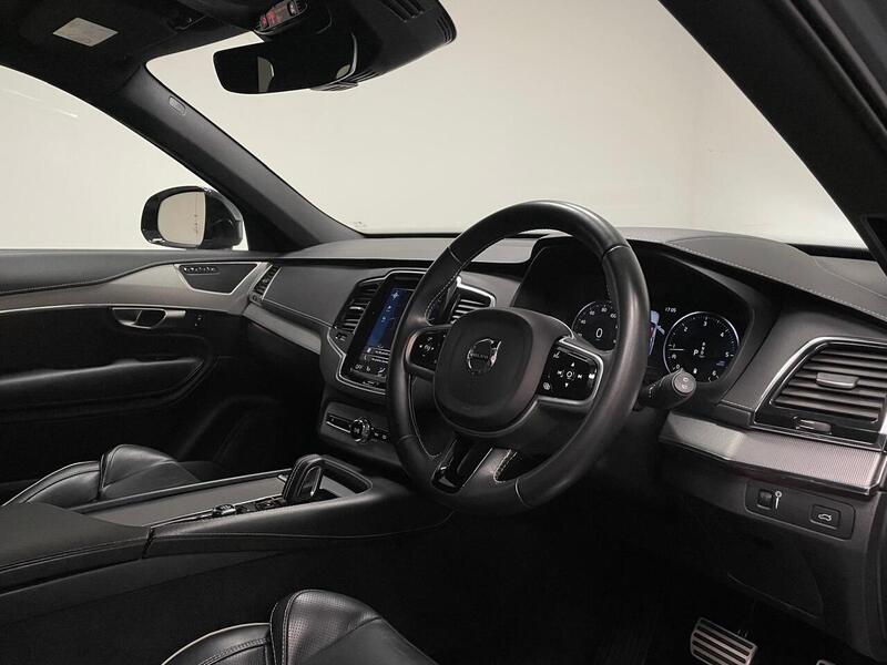 Volvo XC90 B5 MHEV R-Design - U400059023