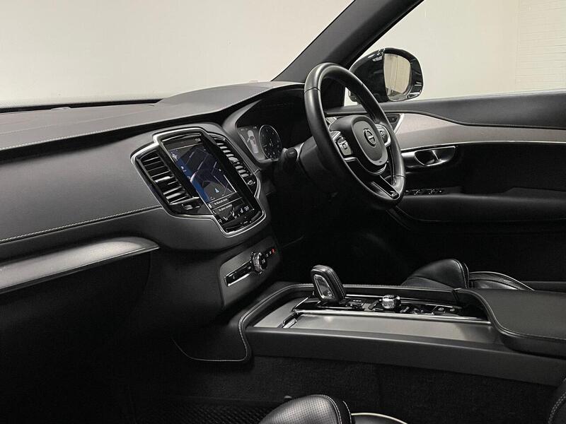 Volvo XC90 B5 MHEV R-Design - U400059023