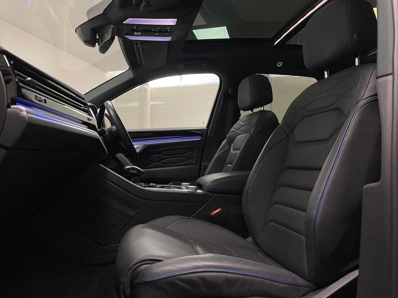 Volkswagen Touareg V6 TSI eHybrid R - U400059027