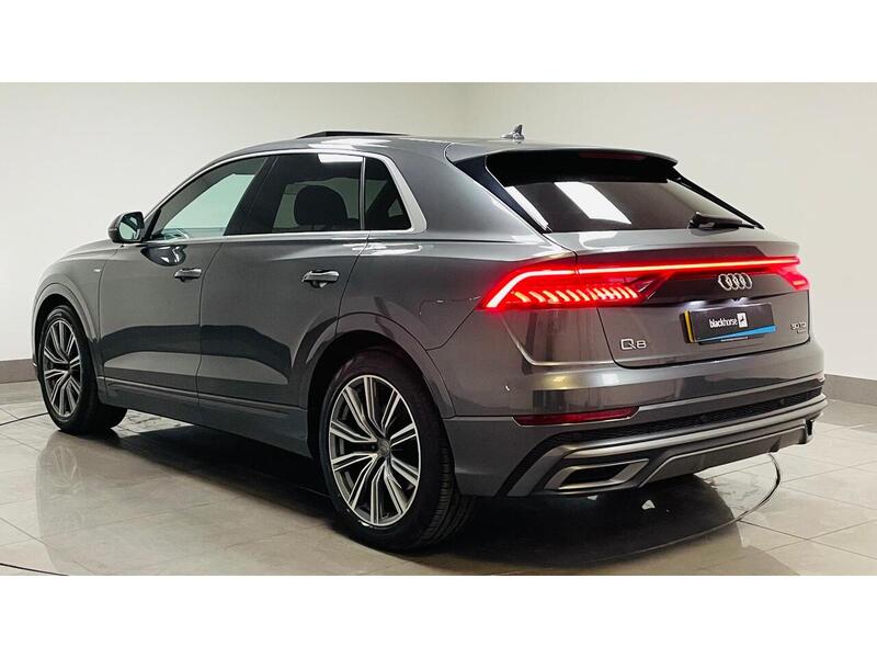 Audi Q8 TDI V6 S line - U400059040
