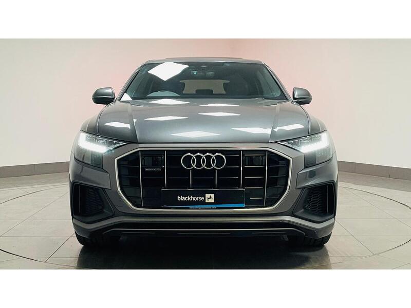Audi Q8 TDI V6 S line - U400059040
