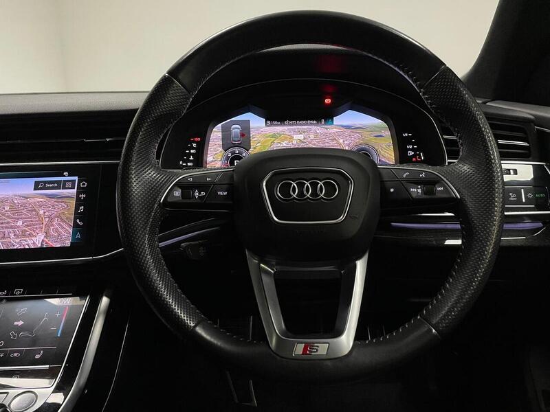 Audi Q8 TDI V6 S line - U400059040