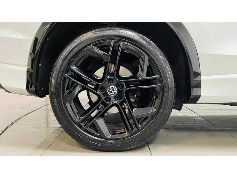 Volkswagen Tiguan eTSI MHEV R-Line Launch Edition - U400059053