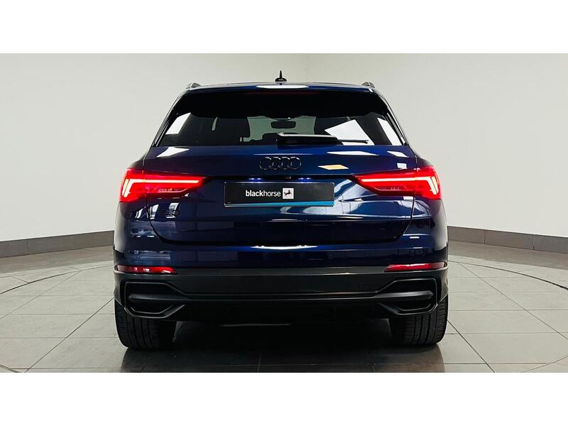 Audi Q3 TDI Vorsprung - U400059063