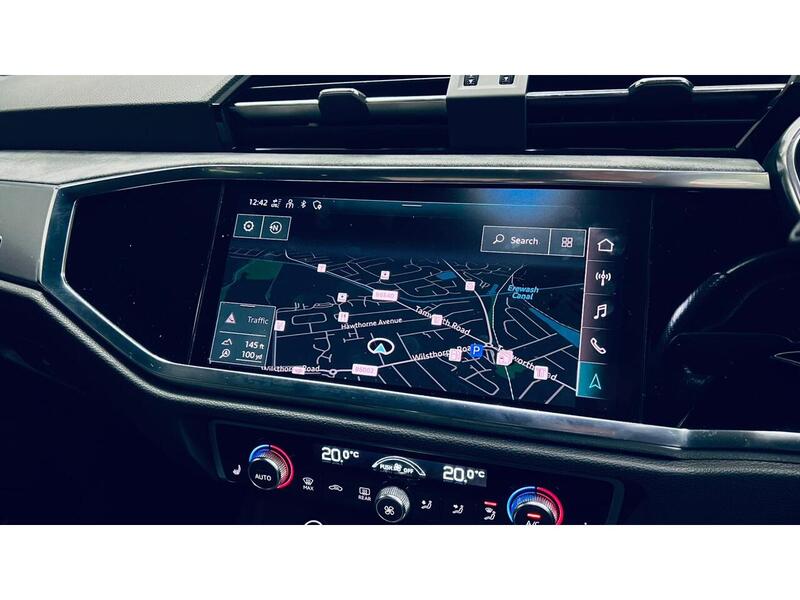 Audi Q3 TDI Vorsprung - U400059063