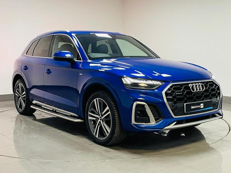 Audi Q5 TFSIe S line - U400059069