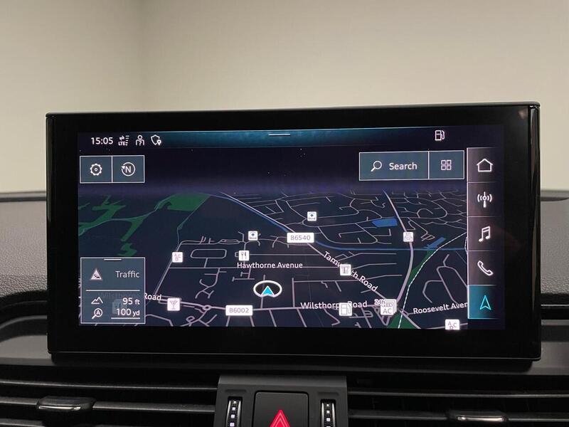 Audi Q5 TFSIe S line - U400059069