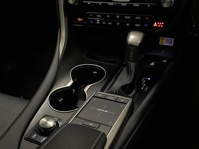 Lexus RX L 450h L V6 - U400059076