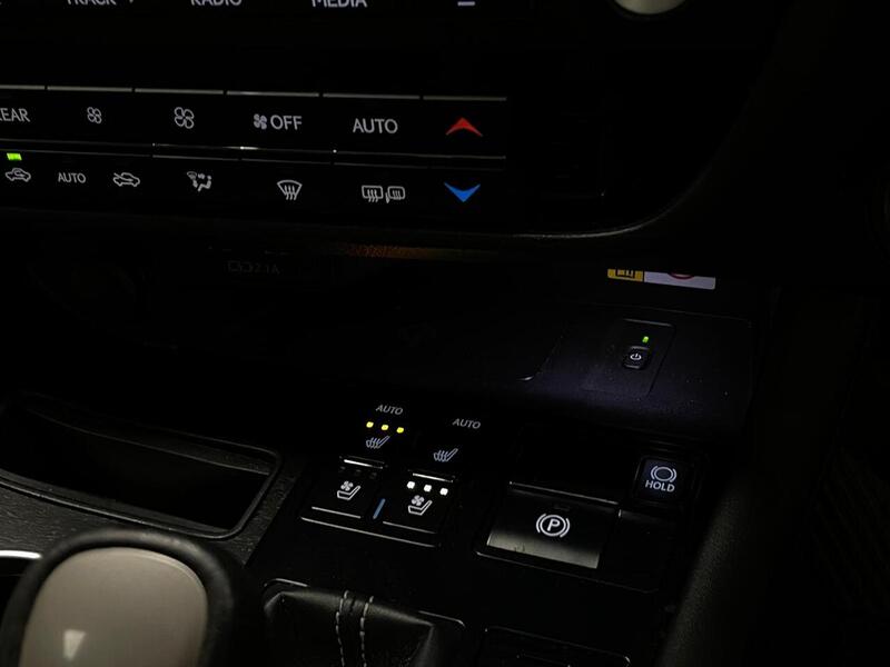 Lexus RX L 450h L V6 - U400059076