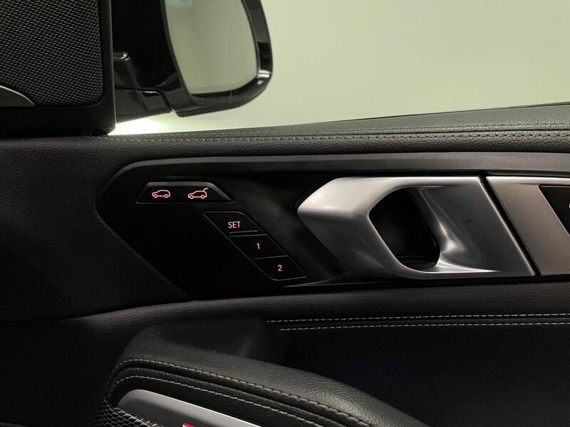 BMW X6 40i M Sport - U400059089