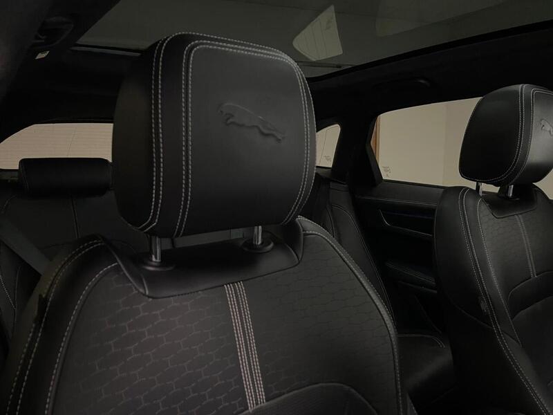 Jaguar F-PACE D200 MHEV R-Dynamic HSE - U400059094