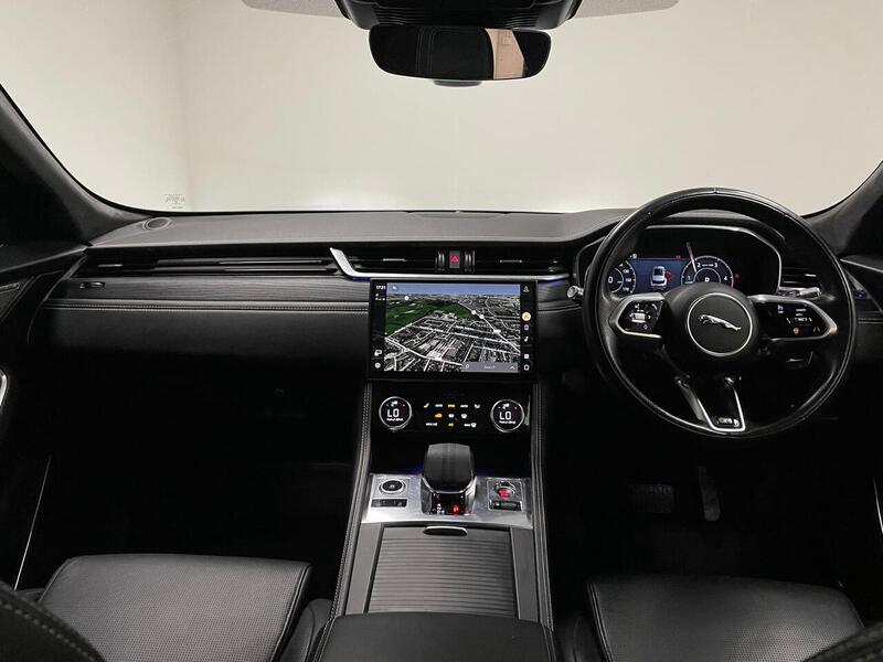 Jaguar F-PACE D200 MHEV R-Dynamic HSE - U400059094