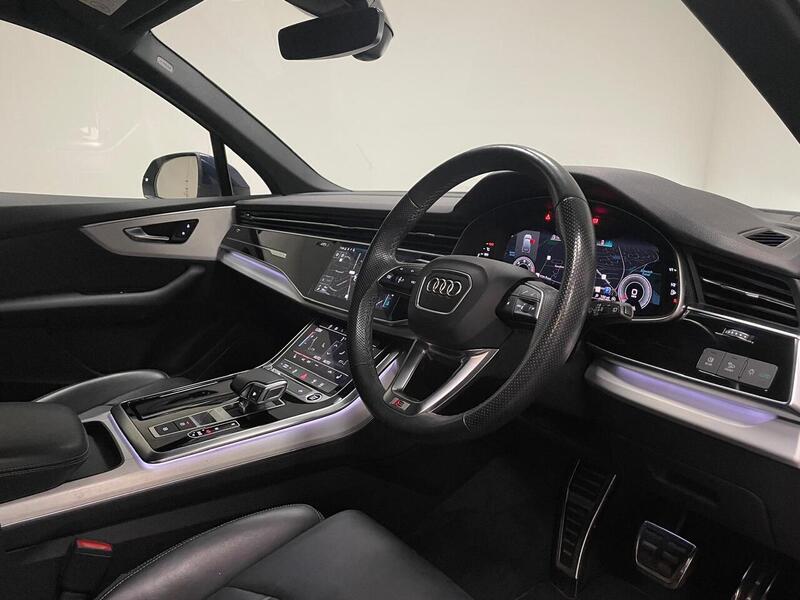 Audi Q7 TDI V6 S line - U400059107