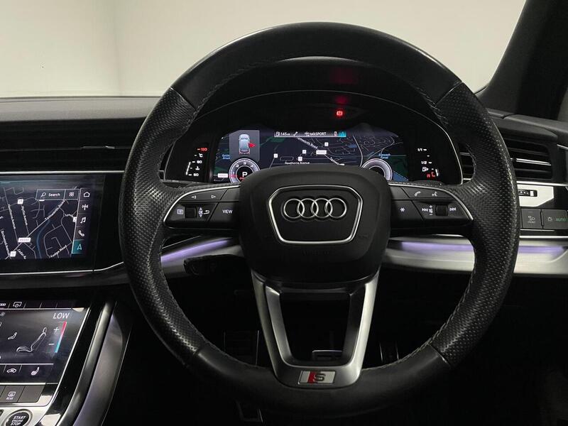 Audi Q7 TDI V6 S line - U400059107