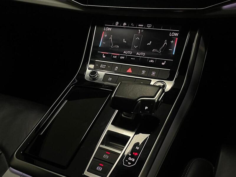 Audi Q7 TDI V6 S line - U400059107