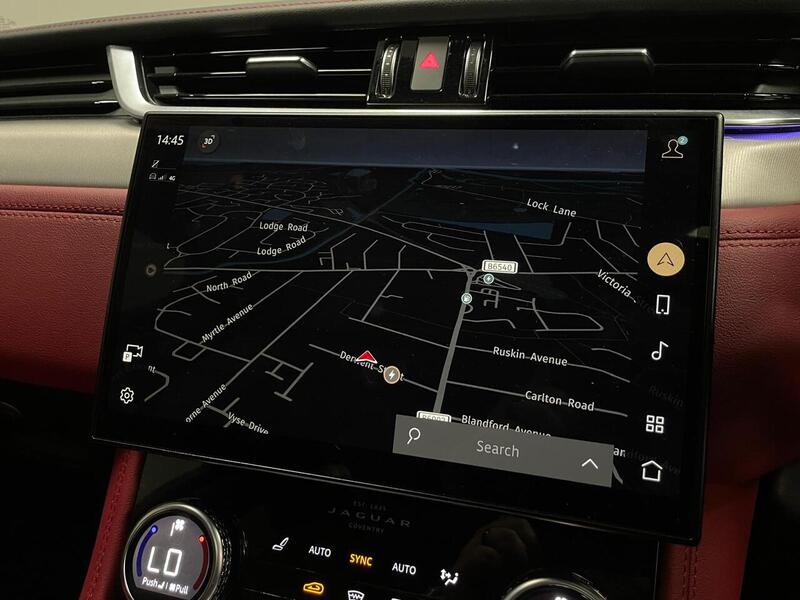 Jaguar F-PACE P400e R-Dynamic HSE - U400059110