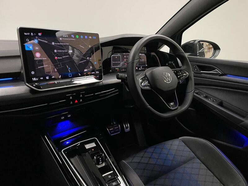 Volkswagen Golf TSI R Black Edition - U400059118