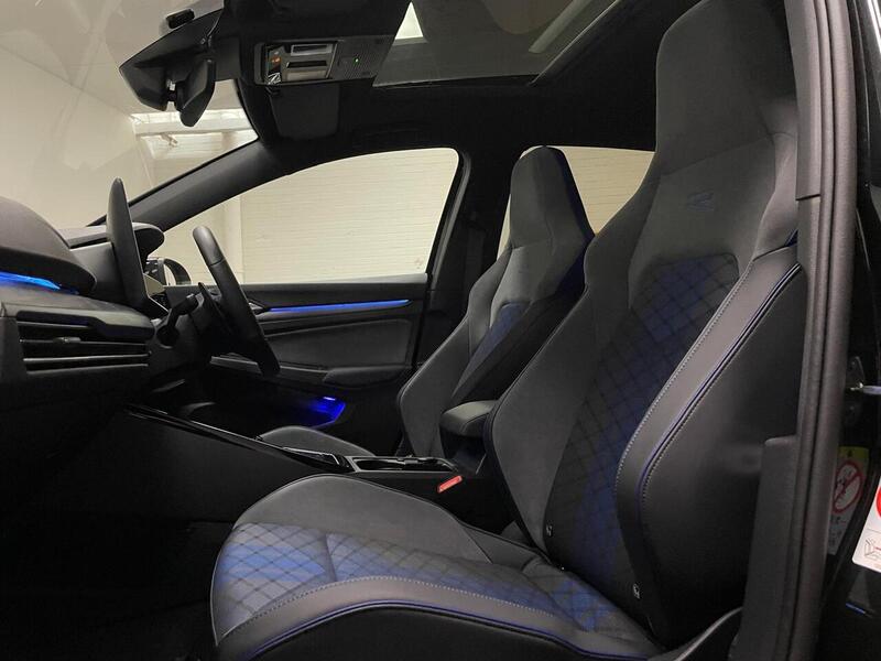 Volkswagen Golf TSI R Black Edition - U400059118