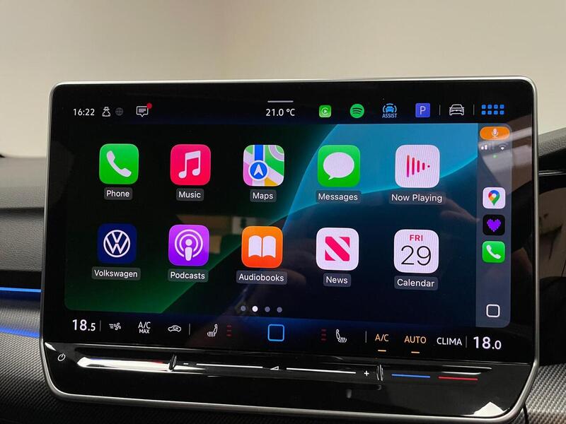 Volkswagen Golf TSI R Black Edition - U400059118