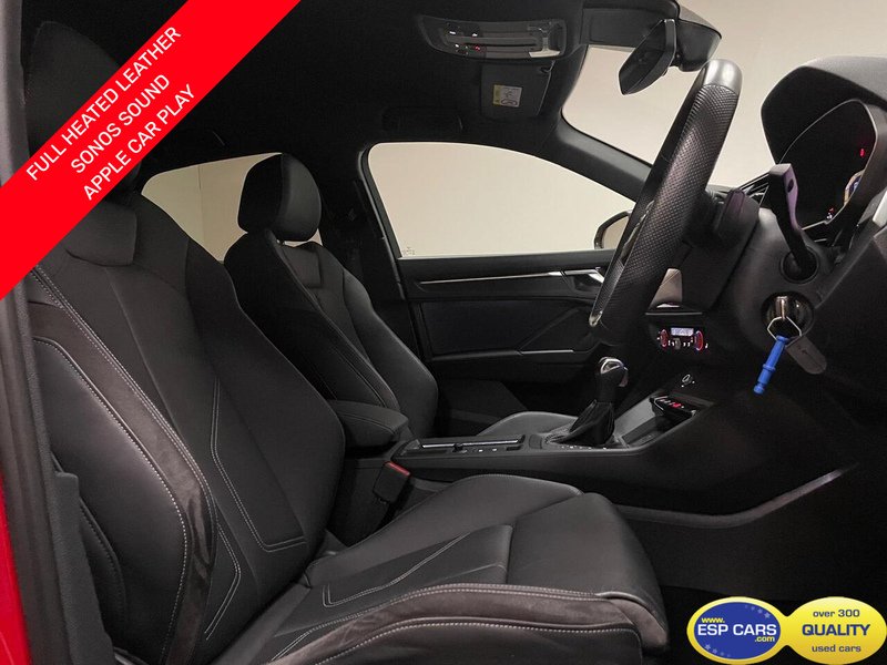 Audi Q3 TFSI CoD Black Edition - U400059120