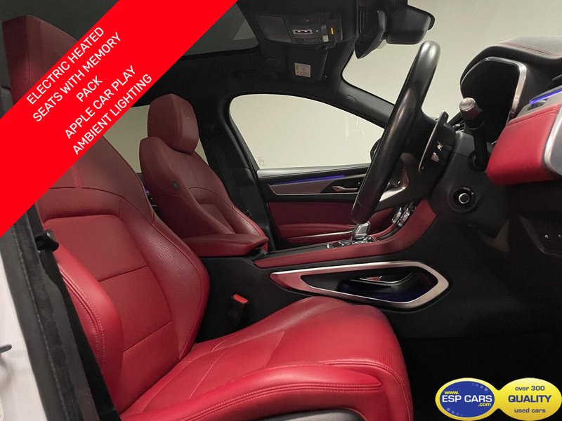 Jaguar F-PACE P400 MHEV R-Dynamic SE - U400059122