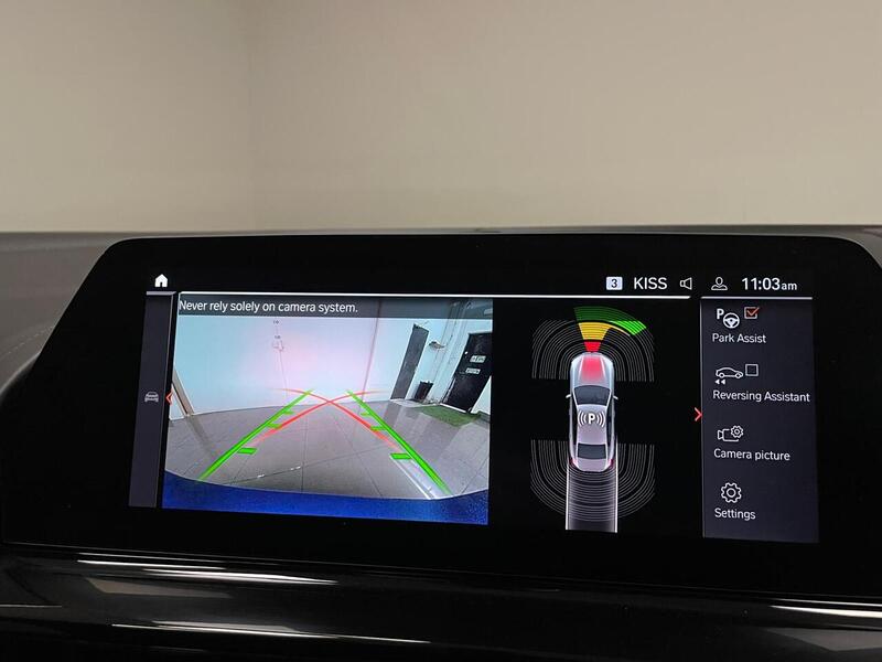 BMW 8 Series Gran Coupe 840i - U400059126