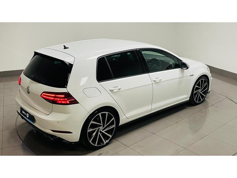 Volkswagen Golf TSI R - U400059140
