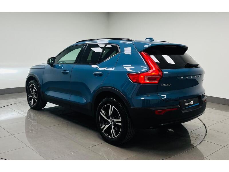 Volvo XC40 B3 MHEV Plus - U400059164