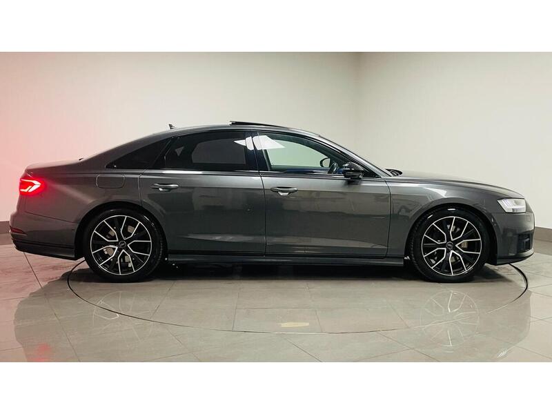 Audi A8 TFSI V6 Black Edition - U400059173