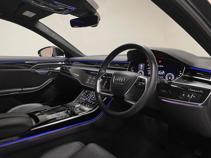 Audi A8 TFSI V6 Black Edition - U400059173