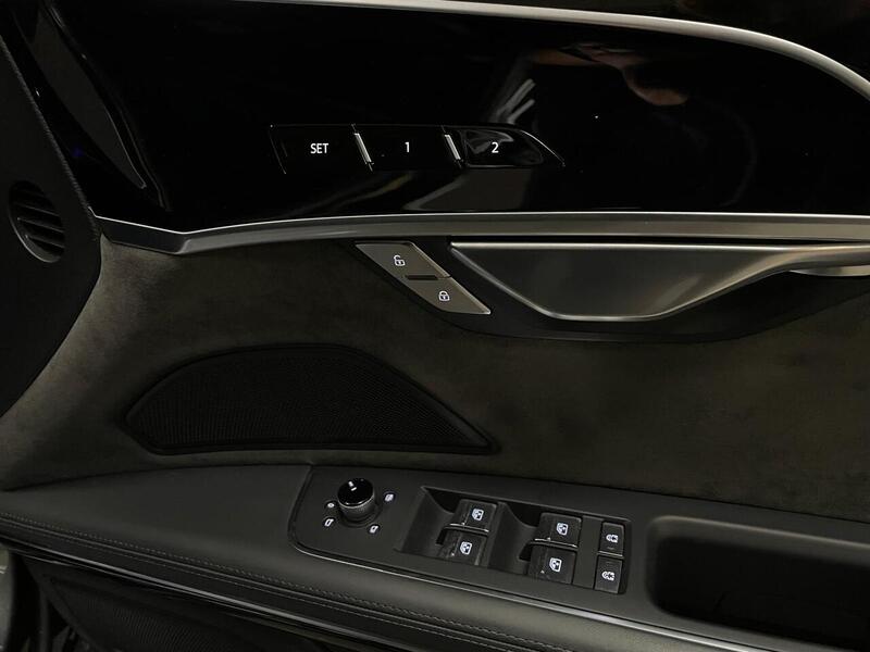 Audi A8 TFSI V6 Black Edition - U400059173