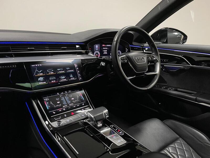 Audi A8 TFSI V6 Black Edition - U400059173