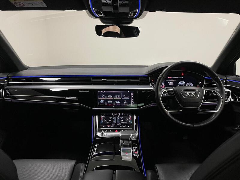 Audi A8 TFSI V6 Black Edition - U400059173