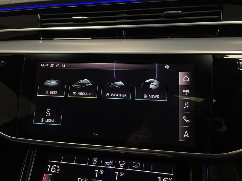 Audi A8 TFSI V6 Black Edition - U400059173