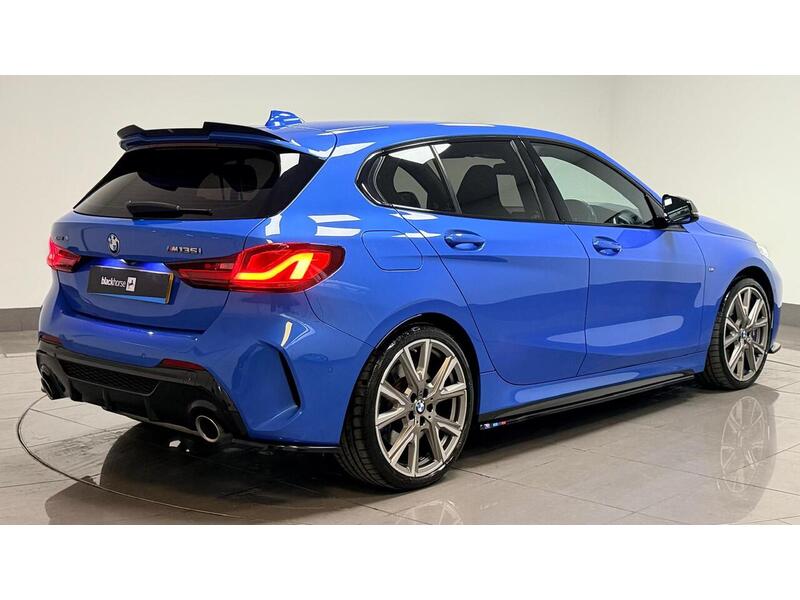 BMW 1 Series M135i - U400059178