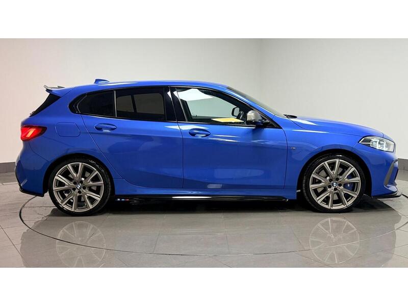 BMW 1 Series M135i - U400059178
