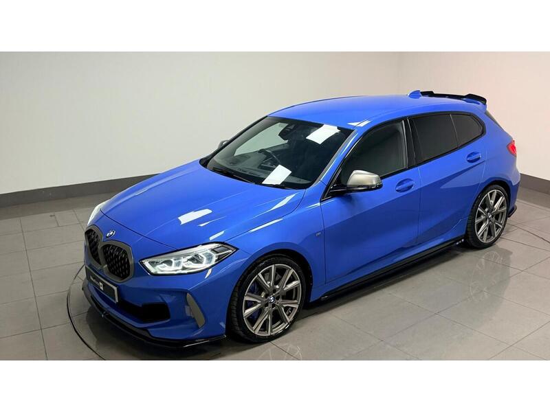 BMW 1 Series M135i - U400059178