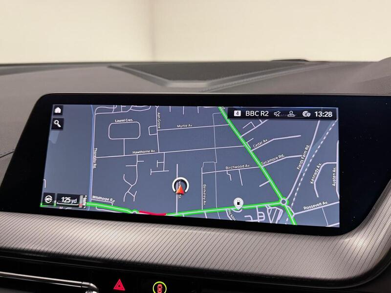 BMW 1 Series M135i - U400059178