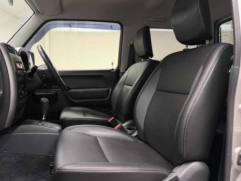 Suzuki Jimny VVT SZ4 - U400059194