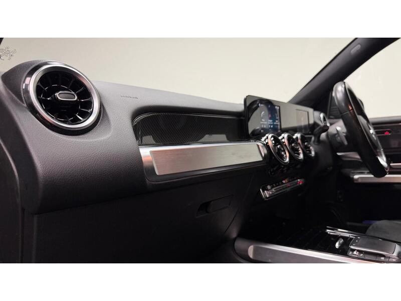 Mercedes-Benz GLB GLB200 AMG Line - U400059196