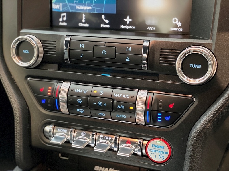 Ford Mustang V8 GT - U400059206