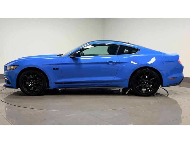 Ford Mustang V8 GT - U400059206