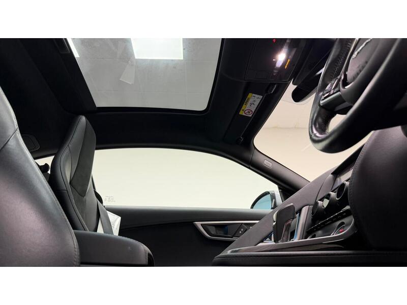 Jaguar F-Type i R-Dynamic - U400059212