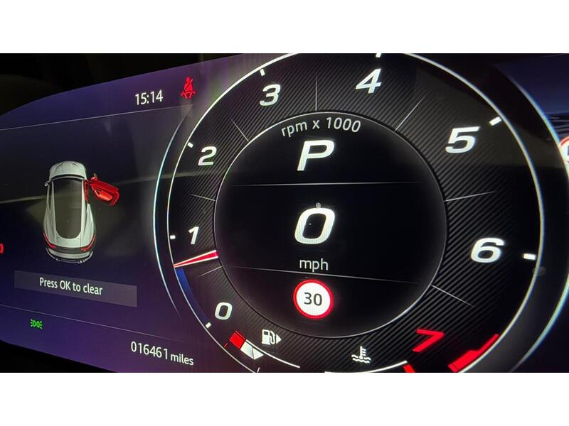 Jaguar F-Type i R-Dynamic - U400059212