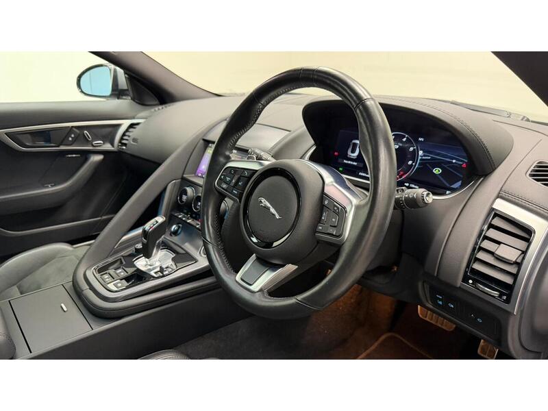 Jaguar F-Type i R-Dynamic - U400059212